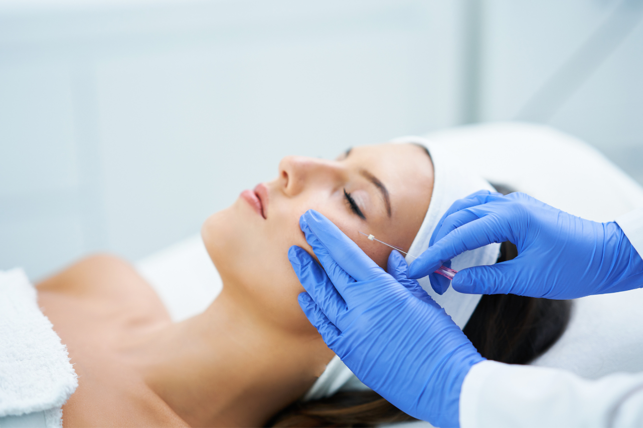 How Does the Aptos Visage Excellence Thread Lift Work?